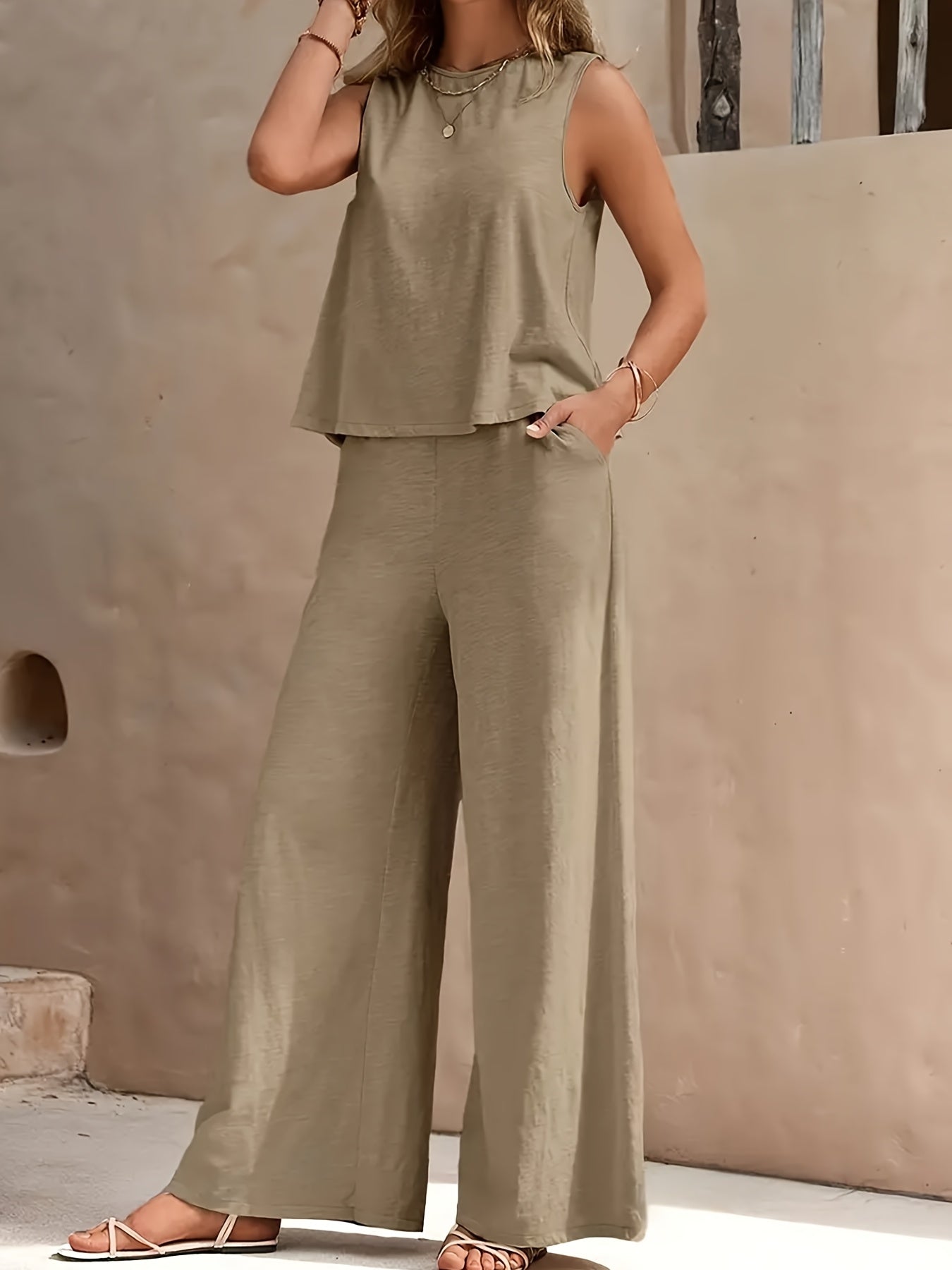 Chic Beige Women's Two-Piece Set - Casual Round Neck Sleeveless Top & Wide-Leg Pants, Machine Washable, Spring/Summer Collection